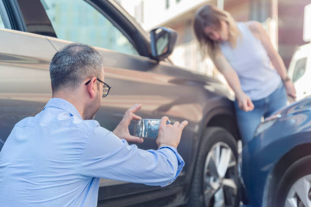 Professional Commercial Auto Insurance technician working in Lakeville, MN